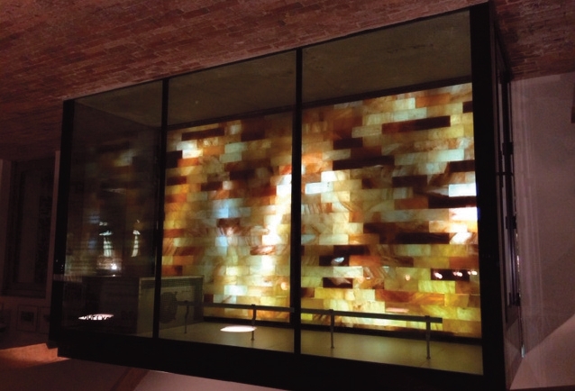 Feature Glass Meat Gallery